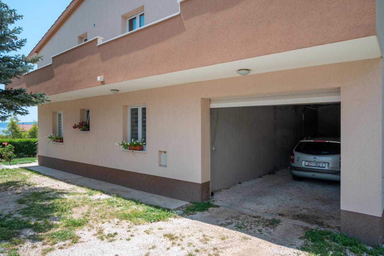 Nadalina Apartment Kaštel Stari Εξωτερικό φωτογραφία