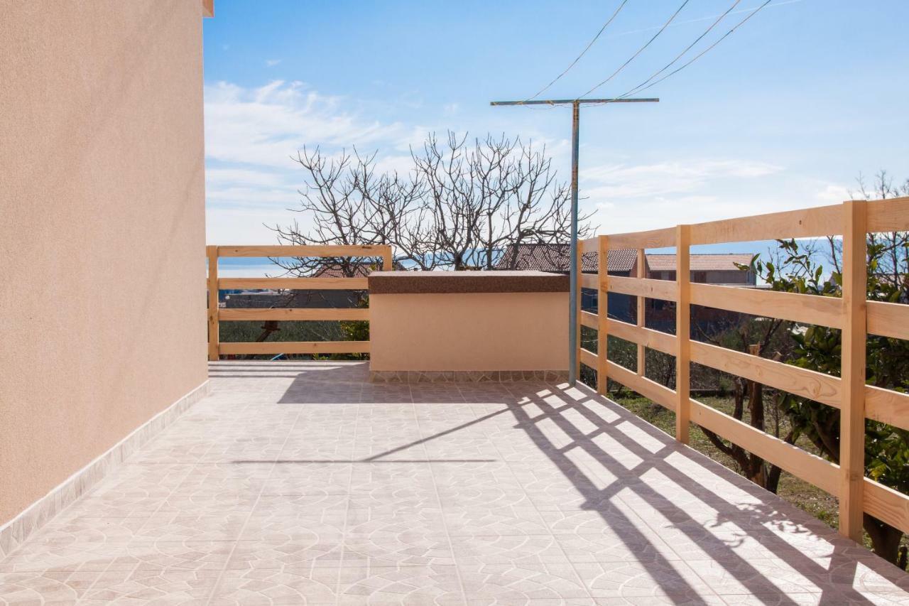 Nadalina Apartment Kaštel Stari Εξωτερικό φωτογραφία