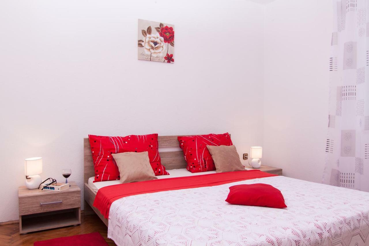 Nadalina Apartment Kaštel Stari Εξωτερικό φωτογραφία
